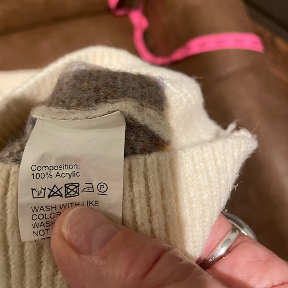 Dazy size S argyle sweater - Picture 4 of 6